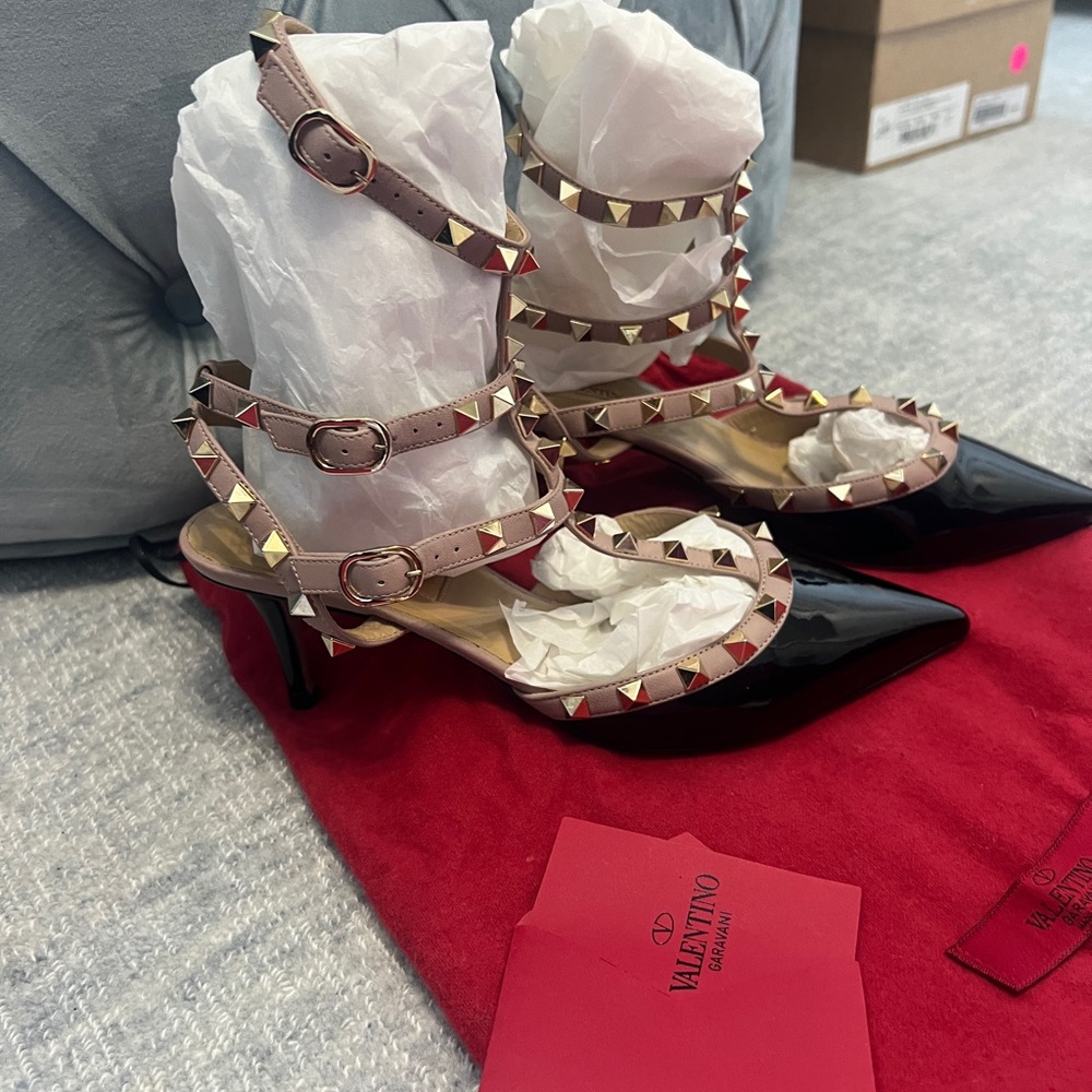 Valentino Rockstud strappy heel, 37, dustbag, xtra studs & heel tips incl no box